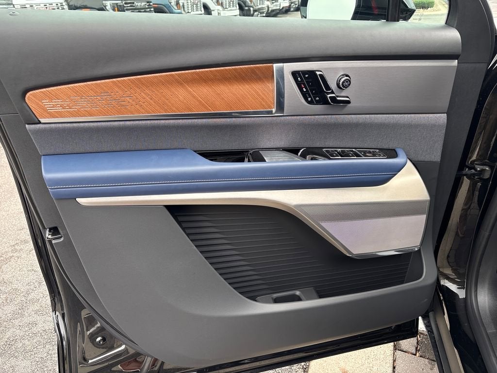 2026 Cadillac VISTIQ Premium Luxury