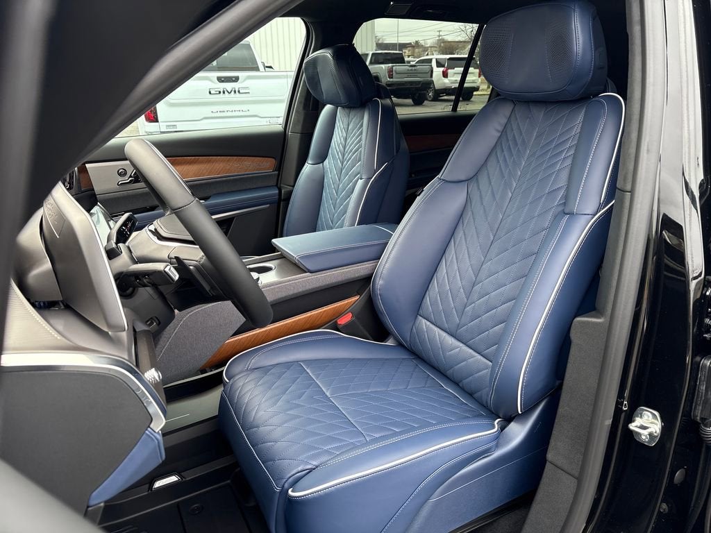 2026 Cadillac VISTIQ Premium Luxury