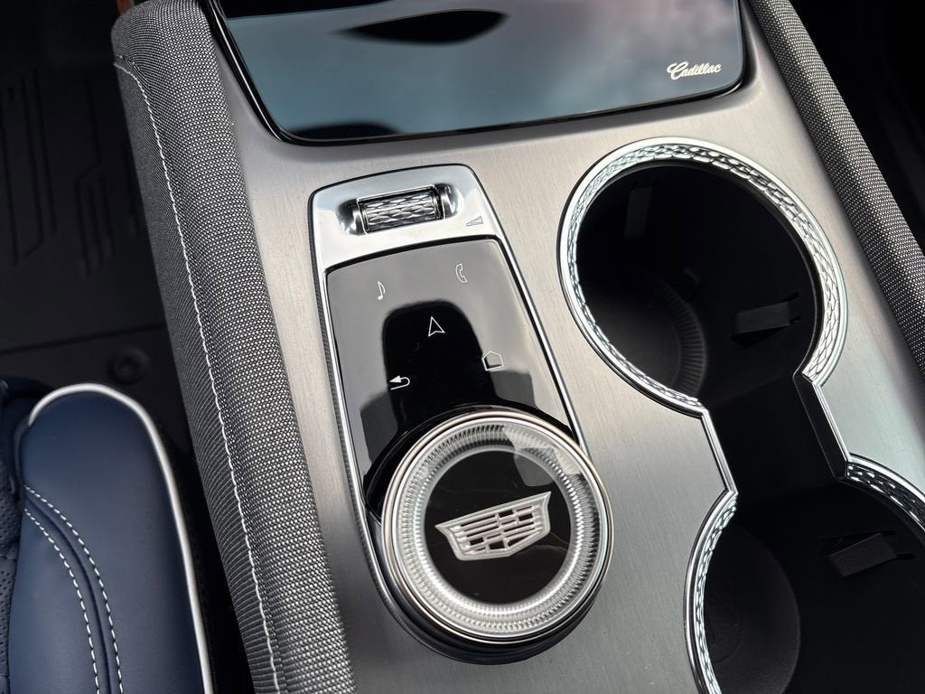 2026 Cadillac VISTIQ Premium Luxury