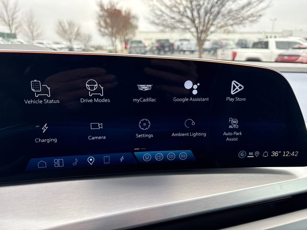 2026 Cadillac VISTIQ Premium Luxury