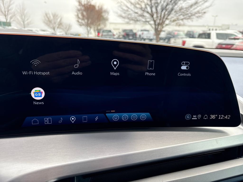 2026 Cadillac VISTIQ Premium Luxury