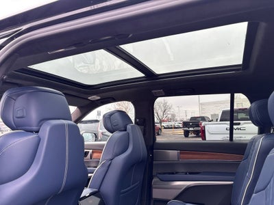 2026 Cadillac VISTIQ Premium Luxury