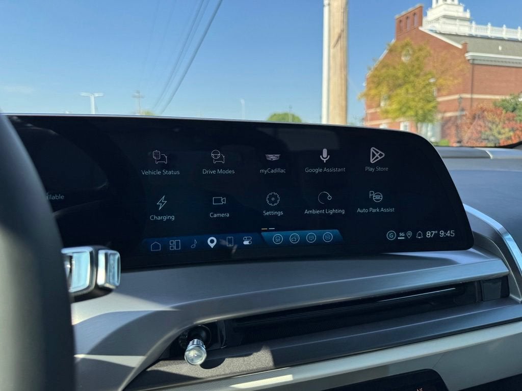 2027 Cadillac VISTIQ Sport
