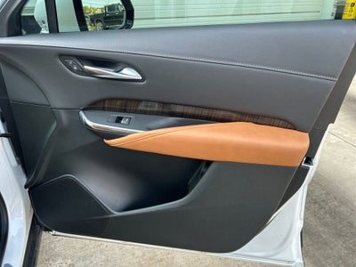 2023 Cadillac XT4 Premium Luxury