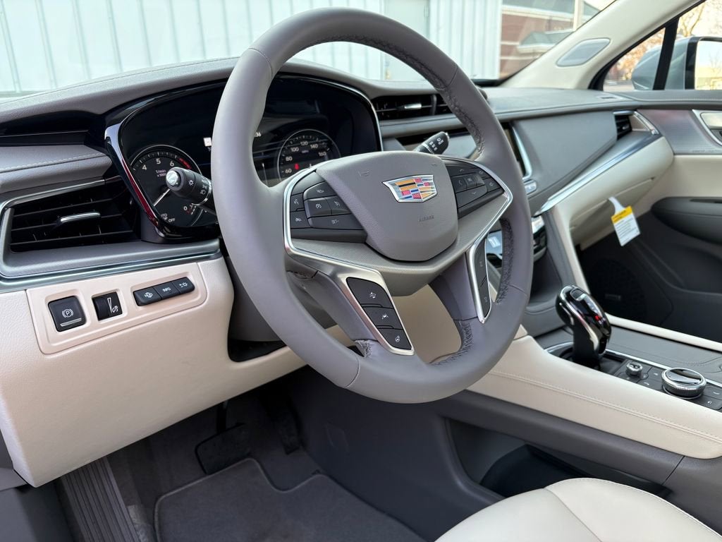 2026 Cadillac XT5 Premium Luxury