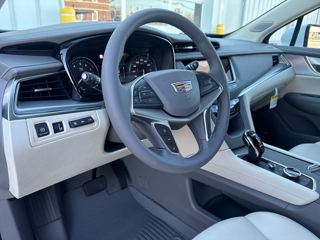 2025 Cadillac XT5 Premium Luxury