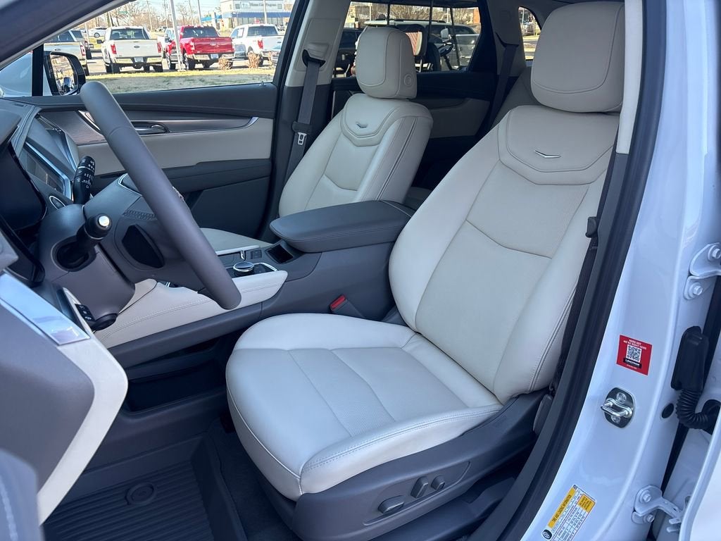 2025 Cadillac XT5 Premium Luxury