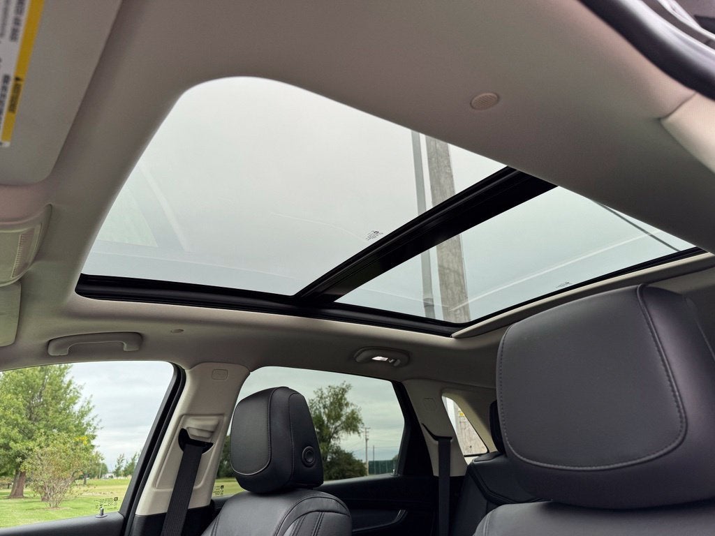 2018 Cadillac XT5 Luxury FWD