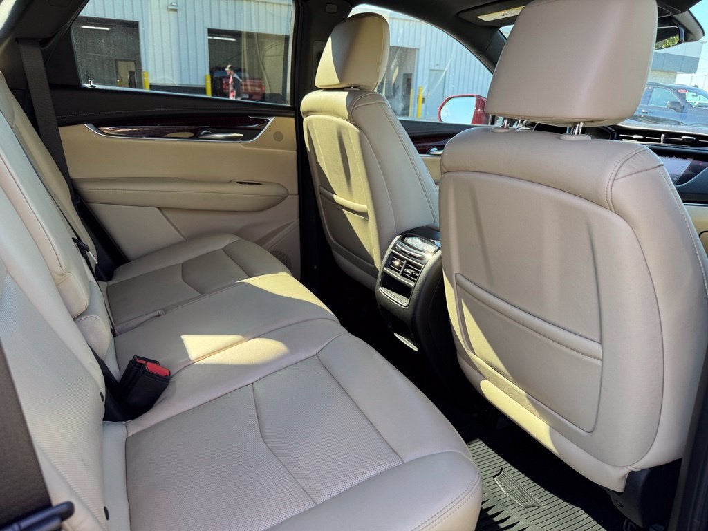 2018 Cadillac XT5 Luxury FWD