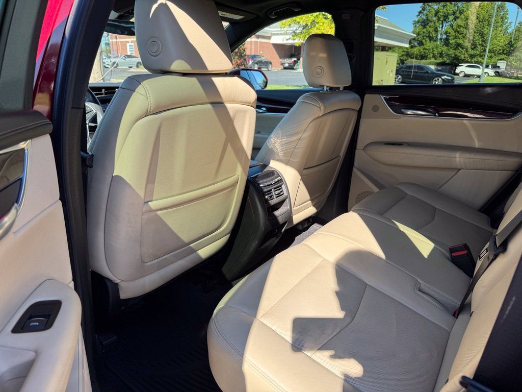 2018 Cadillac XT5 Luxury FWD