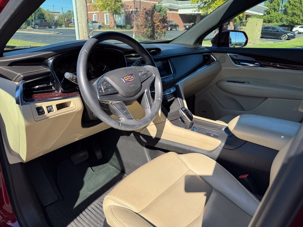 2018 Cadillac XT5 Luxury FWD