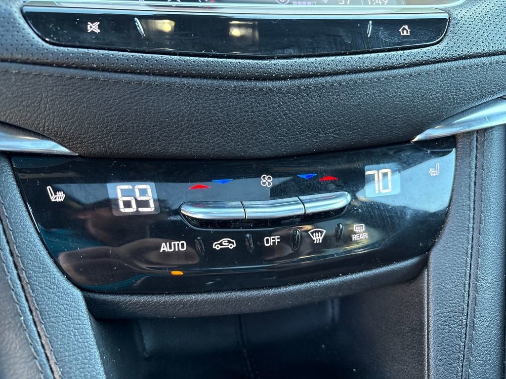 2023 Cadillac XT5 Premium Luxury