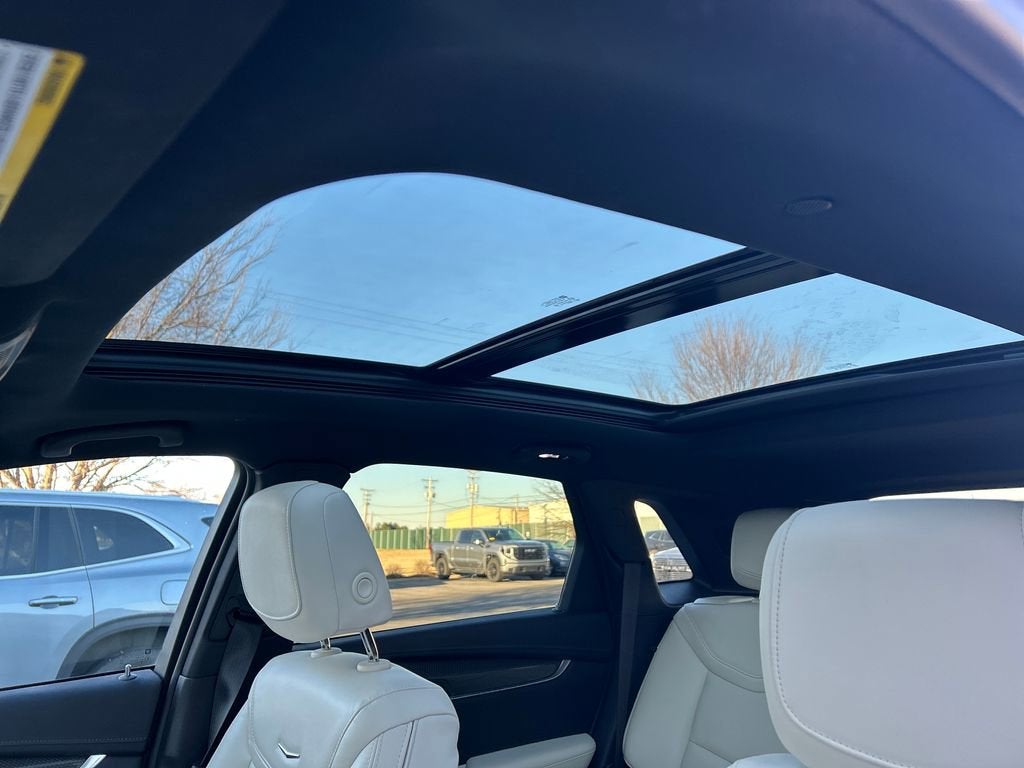 2025 Cadillac XT5 Sport