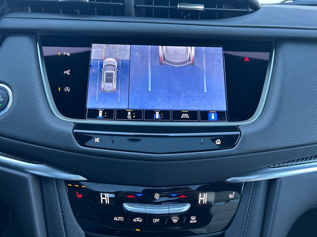 2025 Cadillac XT5 Sport