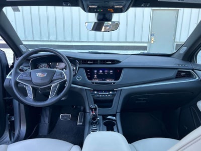 2025 Cadillac XT5 Sport