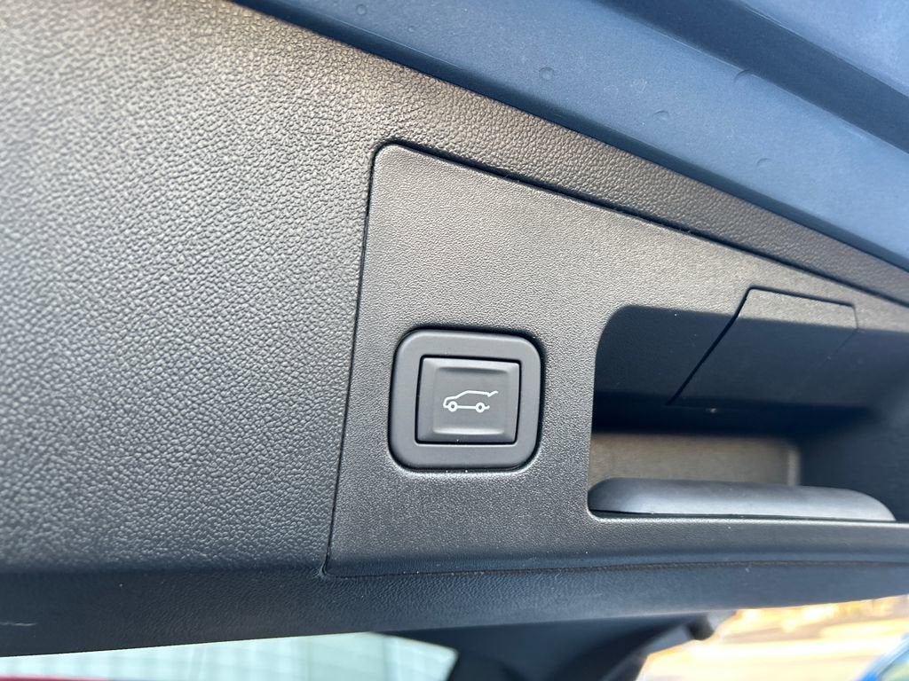 2025 Cadillac XT5 Sport