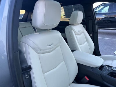 2025 Cadillac XT5 Sport