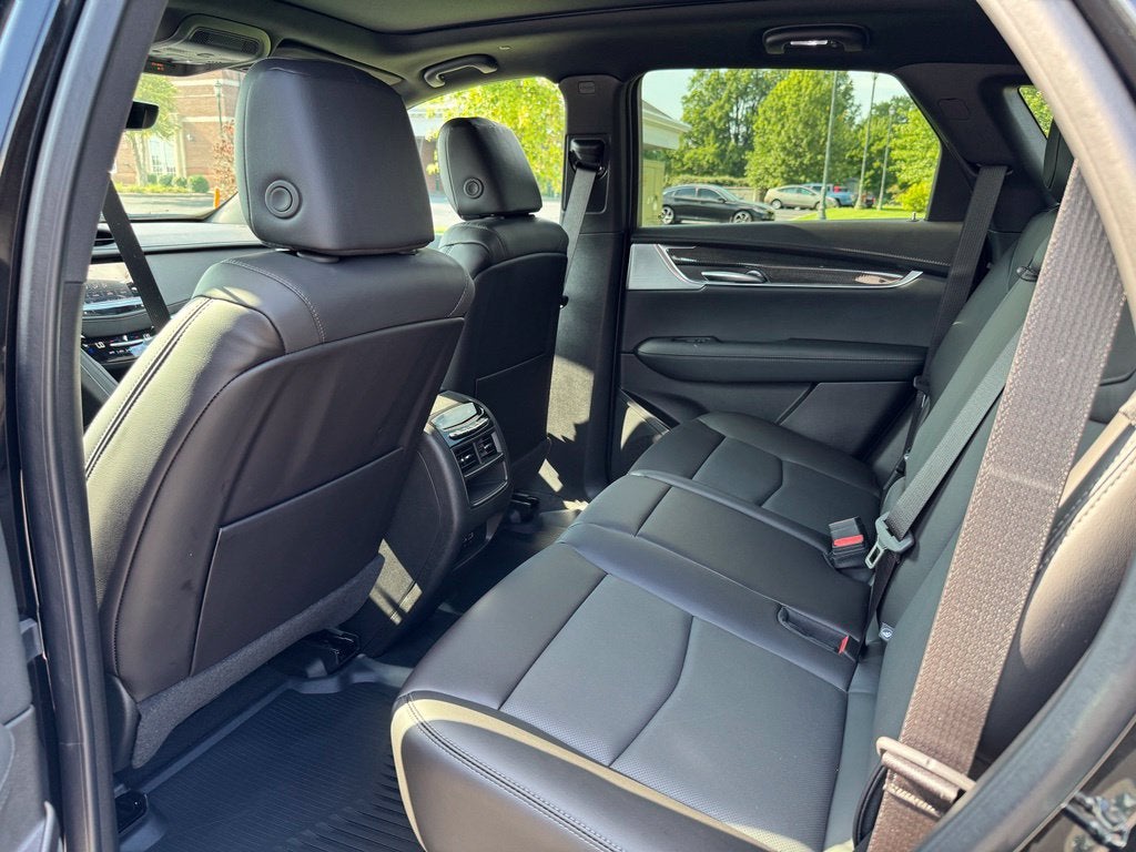 2026 Cadillac XT5 Sport
