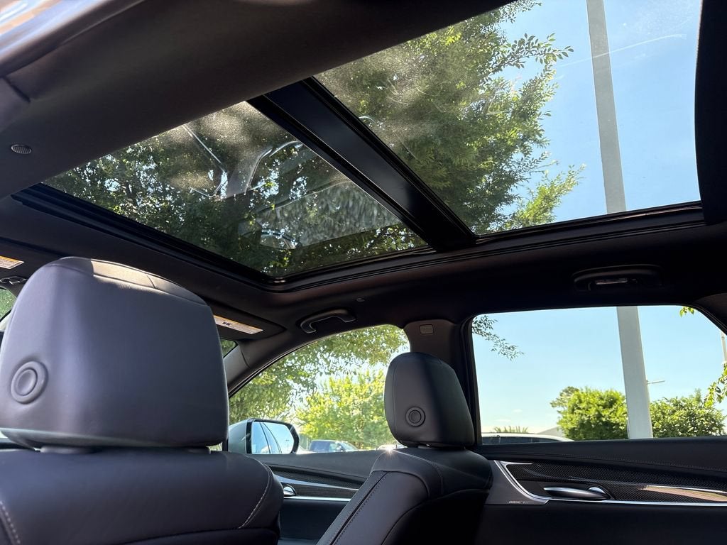 2026 Cadillac XT5 Sport