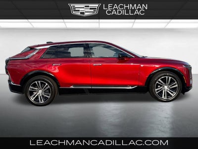 2025 Cadillac LYRIQ Luxury 2