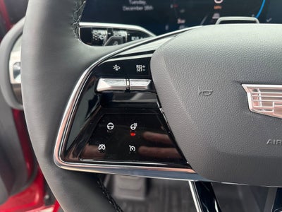 2025 Cadillac LYRIQ Luxury 2