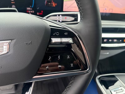 2025 Cadillac LYRIQ Luxury 2