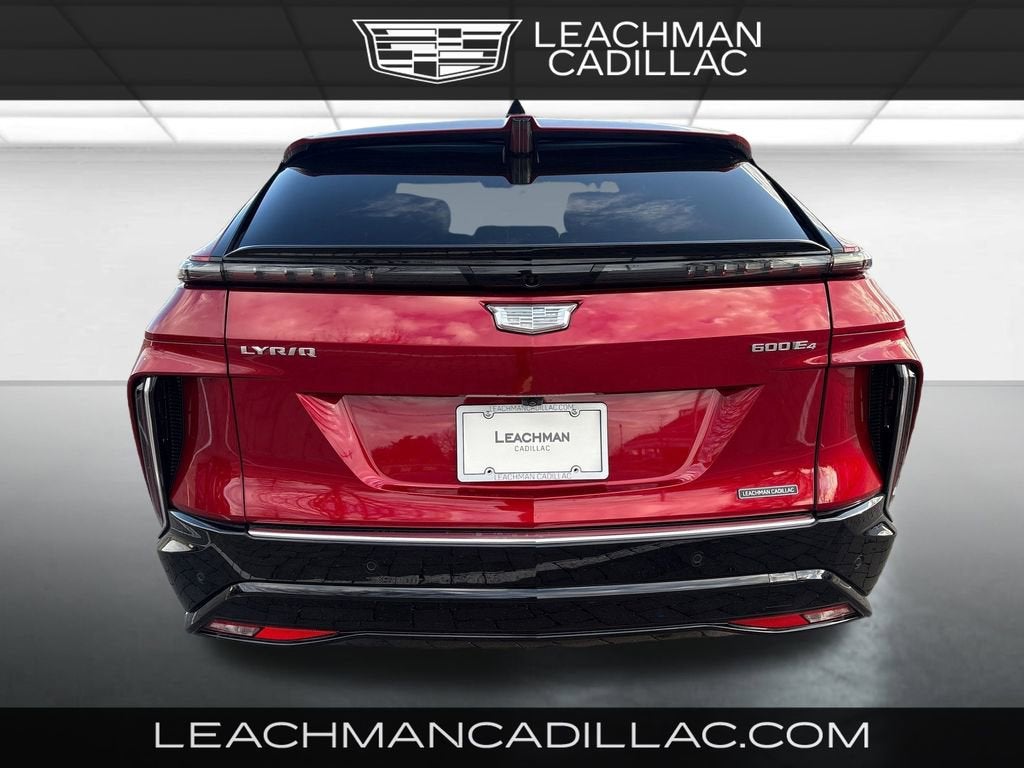 2025 Cadillac LYRIQ Luxury 2
