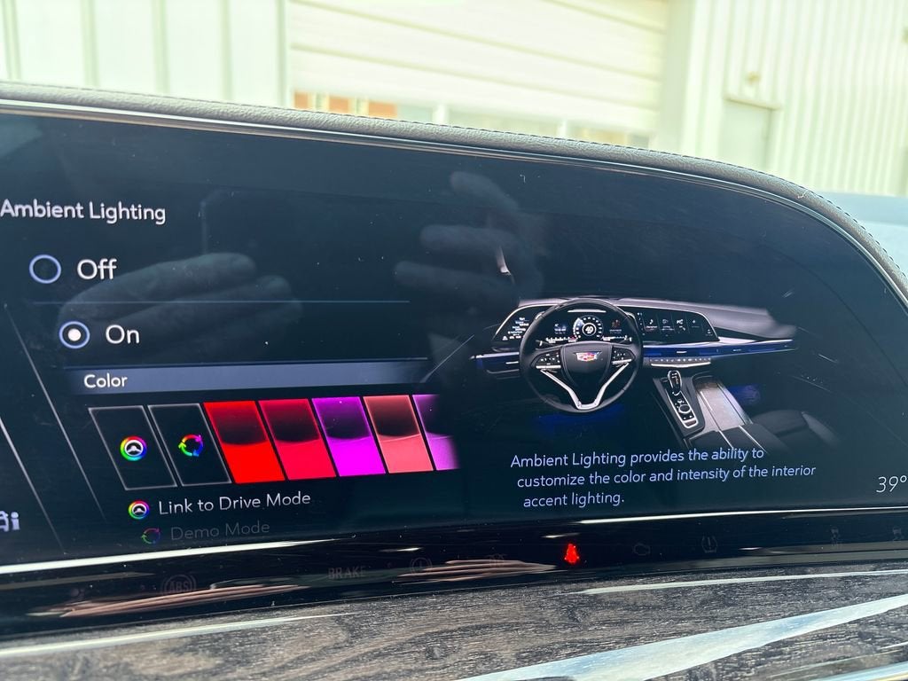 2023 Cadillac Escalade Premium Luxury