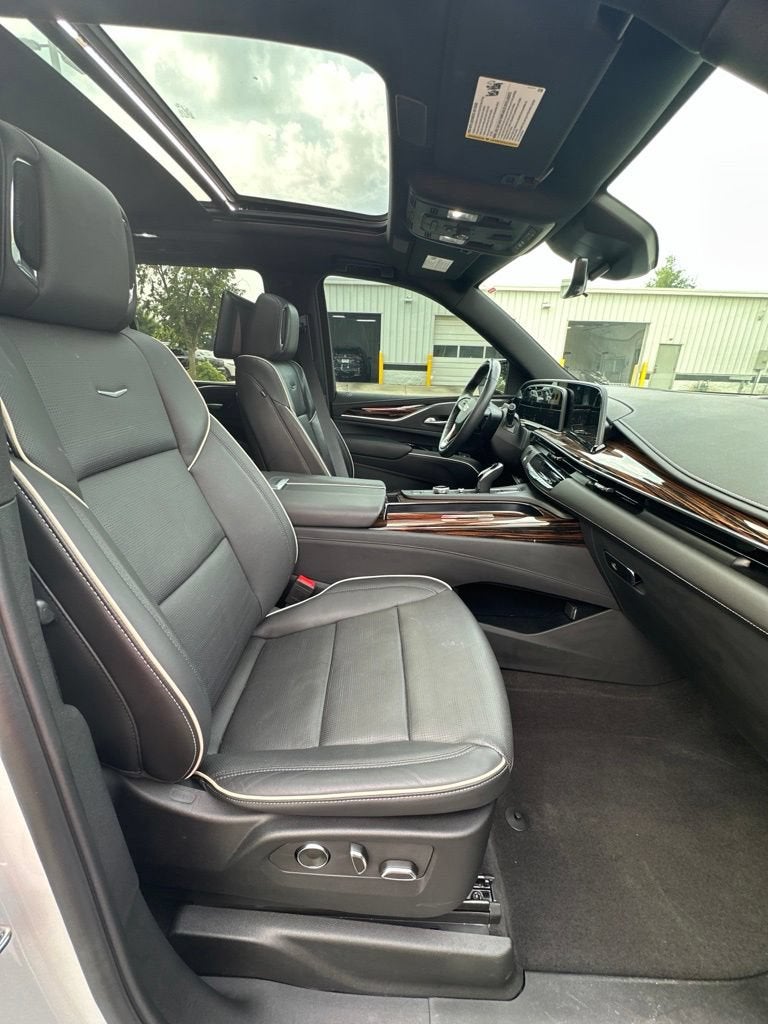 2024 Cadillac Escalade Premium Luxury