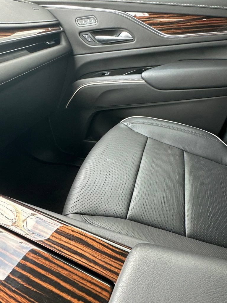 2024 Cadillac Escalade Premium Luxury