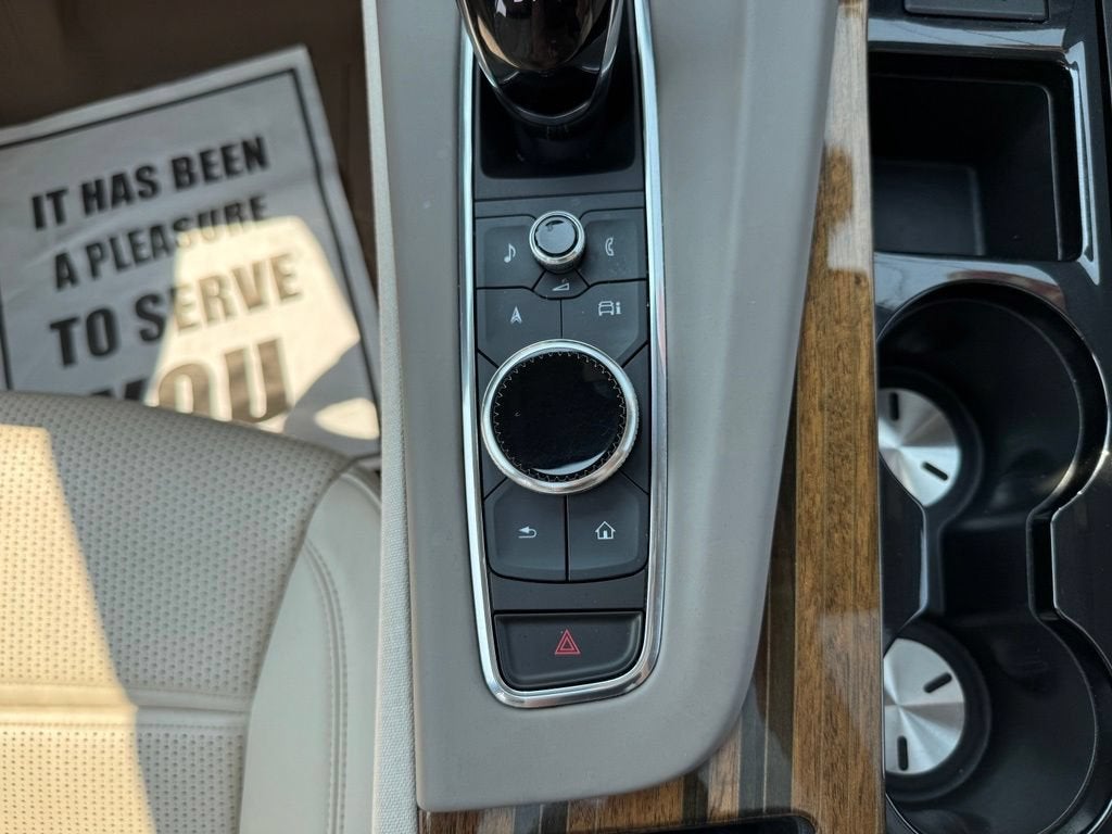 2023 Cadillac Escalade 4WD Premium Luxury Platinum