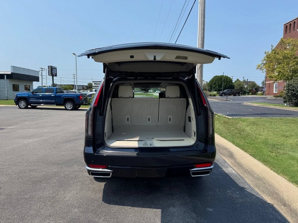 2023 Cadillac Escalade 4WD Premium Luxury Platinum