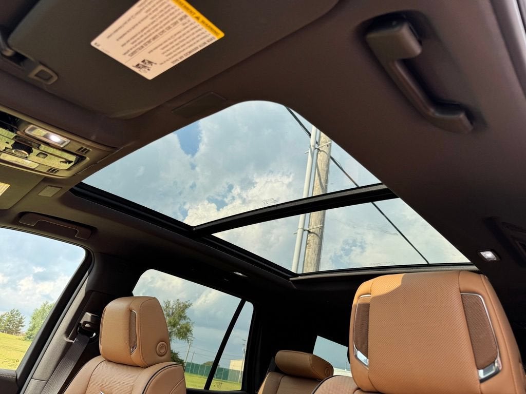 2026 Cadillac Escalade Luxury - Photo 15
