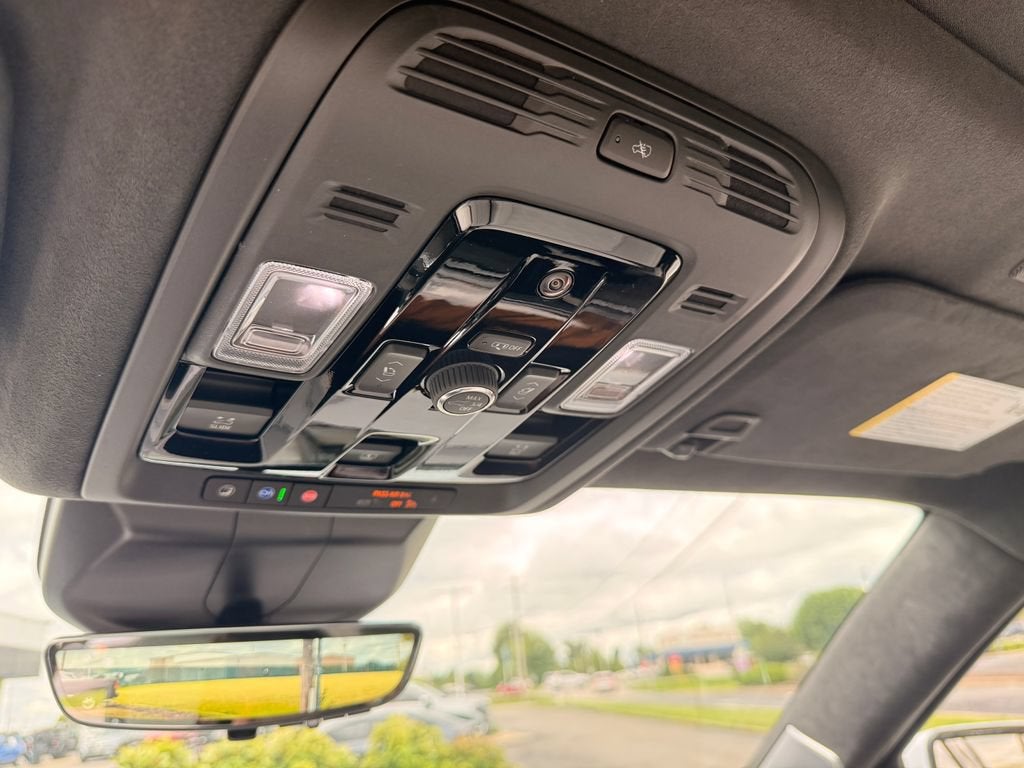 2026 Cadillac Escalade Platinum Luxury