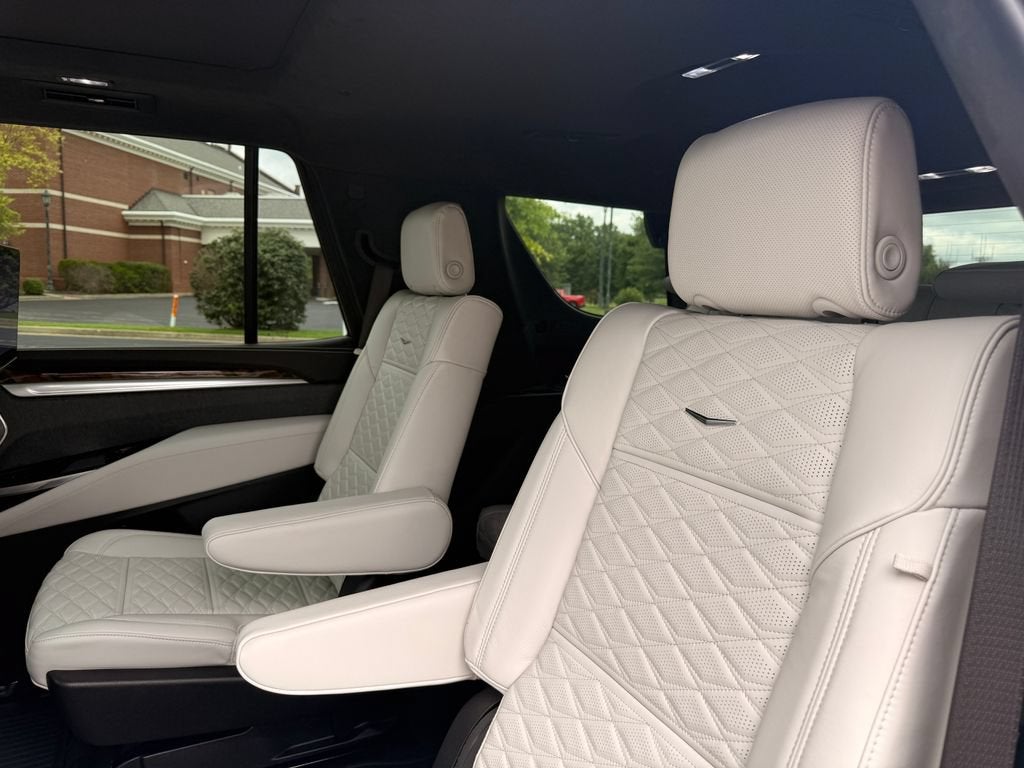 2026 Cadillac Escalade Platinum Luxury