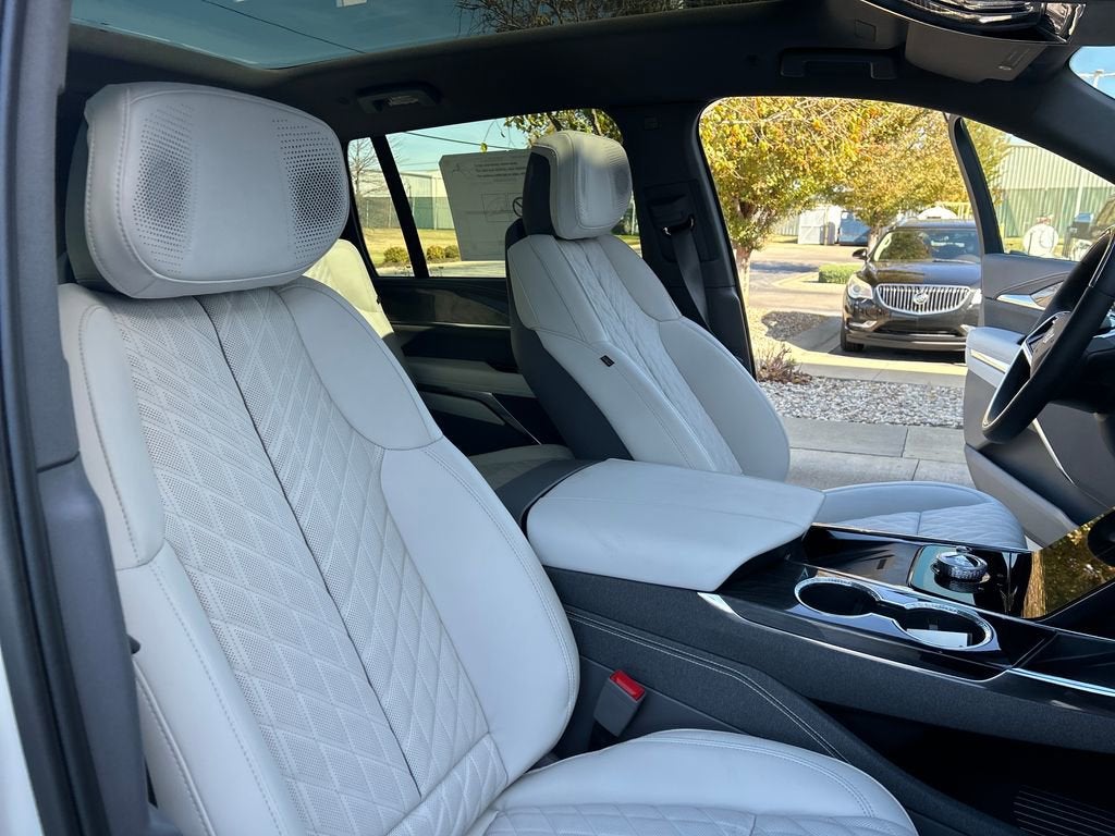 2026 Cadillac ESCALADE IQ Luxury