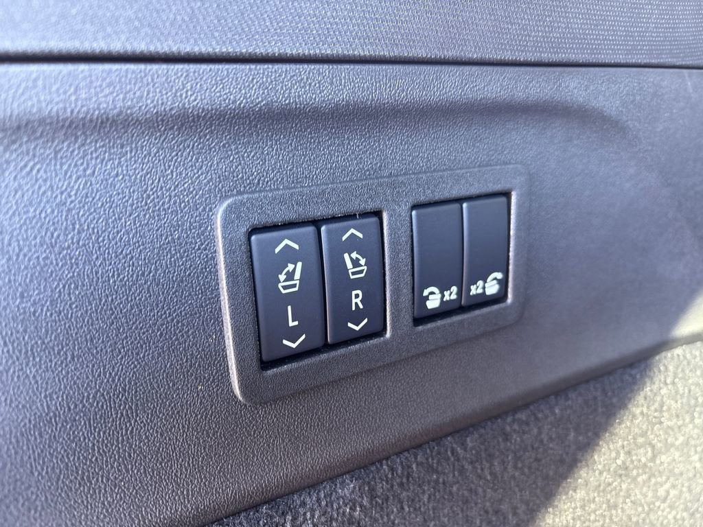 2026 Cadillac ESCALADE IQ Premium Luxury