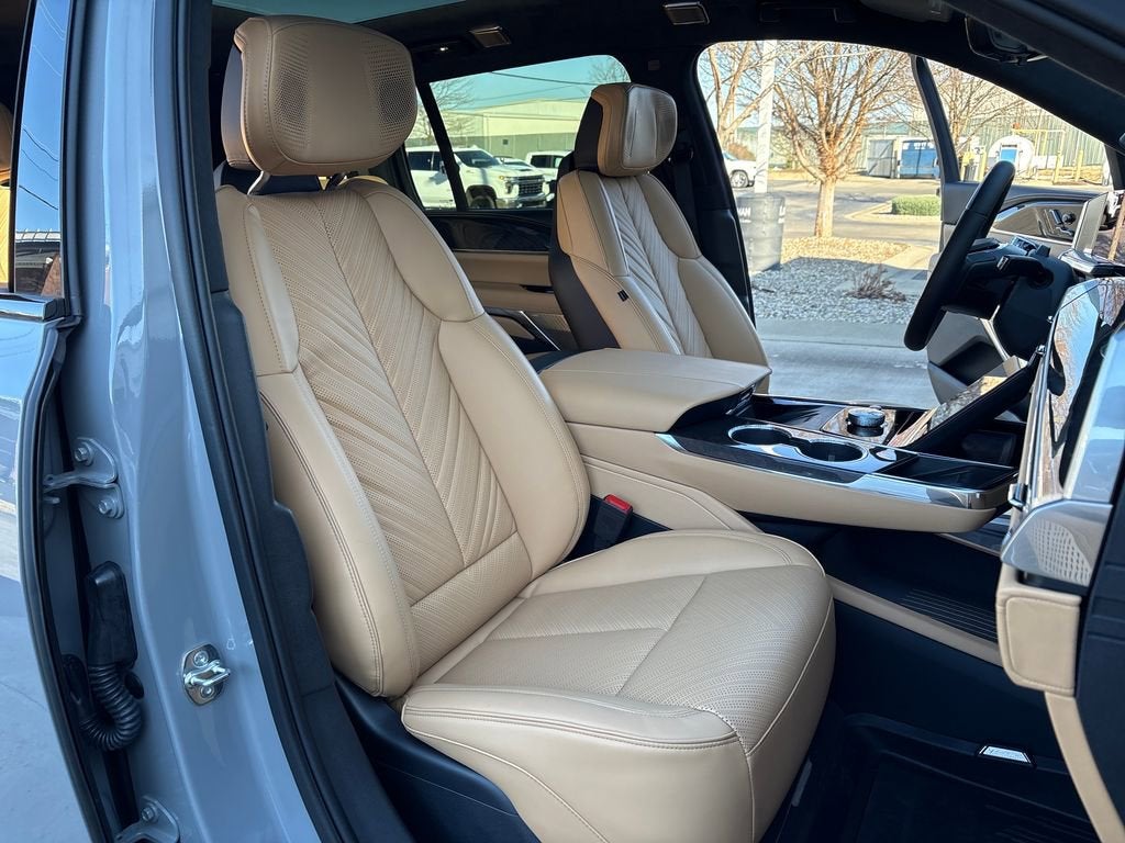 2026 Cadillac ESCALADE IQ Premium Luxury