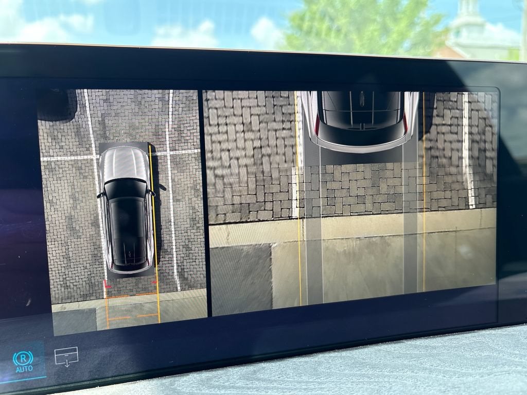 2026 Cadillac ESCALADE IQ Sport