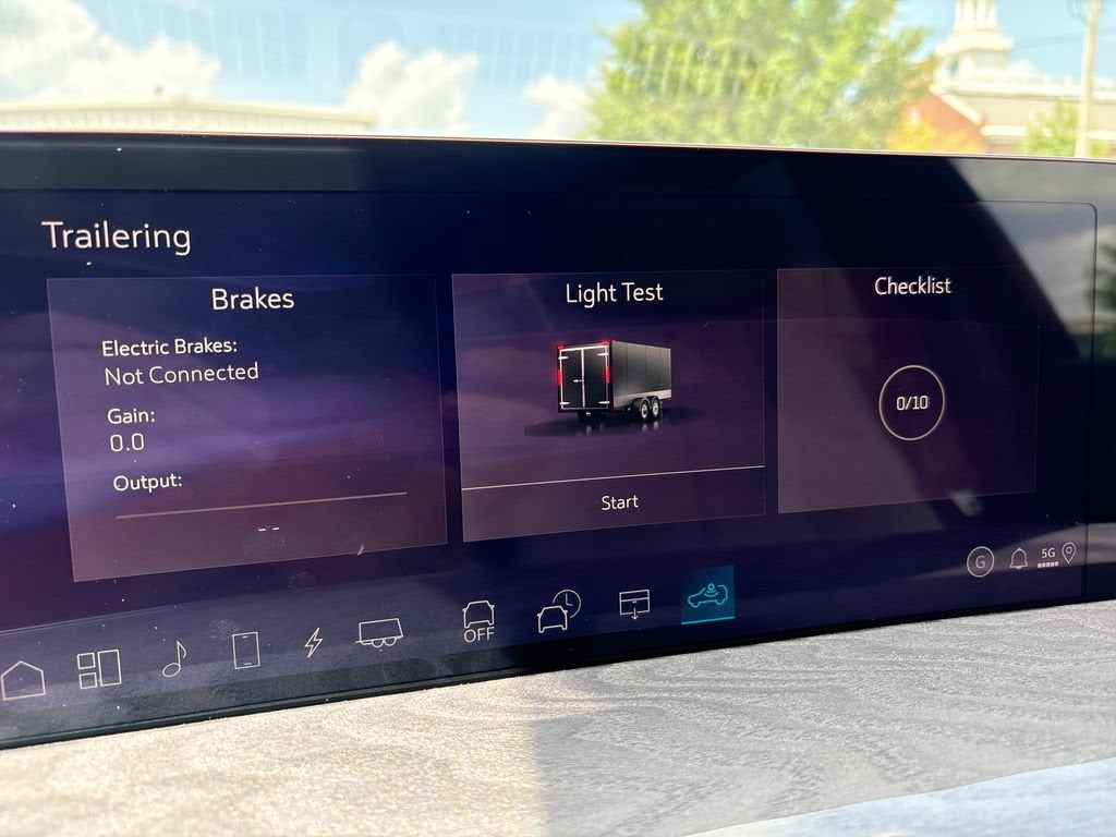 2026 Cadillac ESCALADE IQ Sport