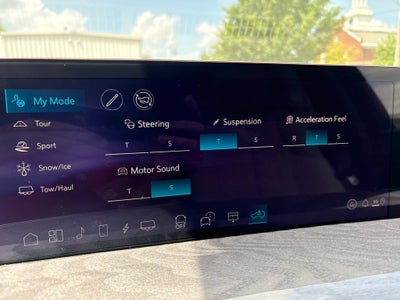 2026 Cadillac ESCALADE IQ Sport