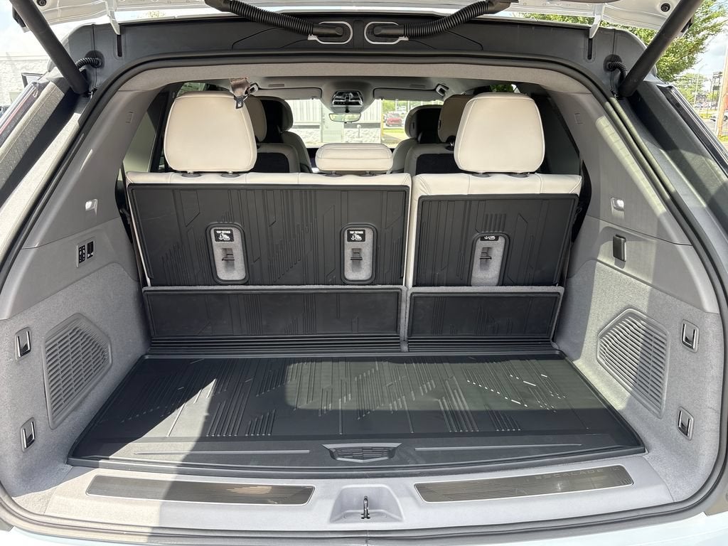 2026 Cadillac ESCALADE IQ Sport