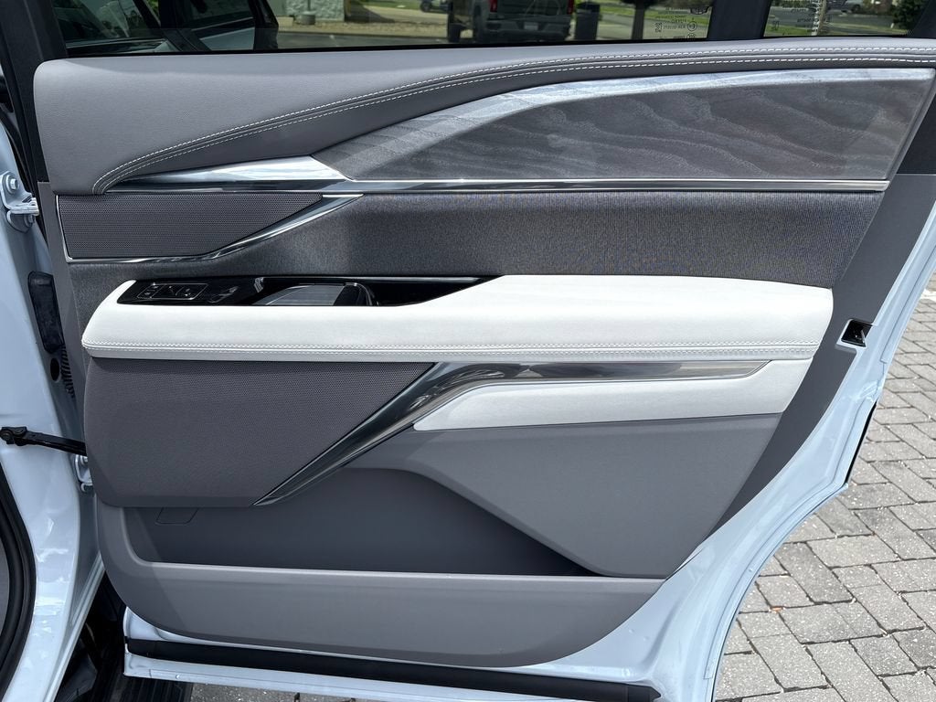 2026 Cadillac ESCALADE IQ Sport