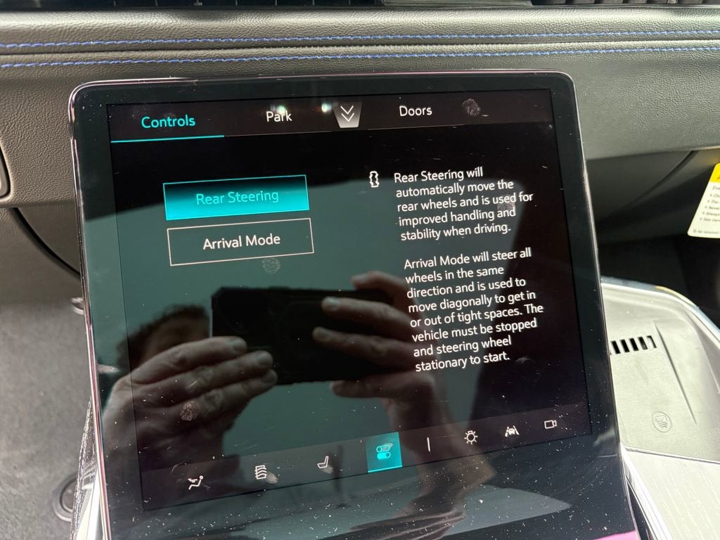 2026 Cadillac ESCALADE IQ Sport