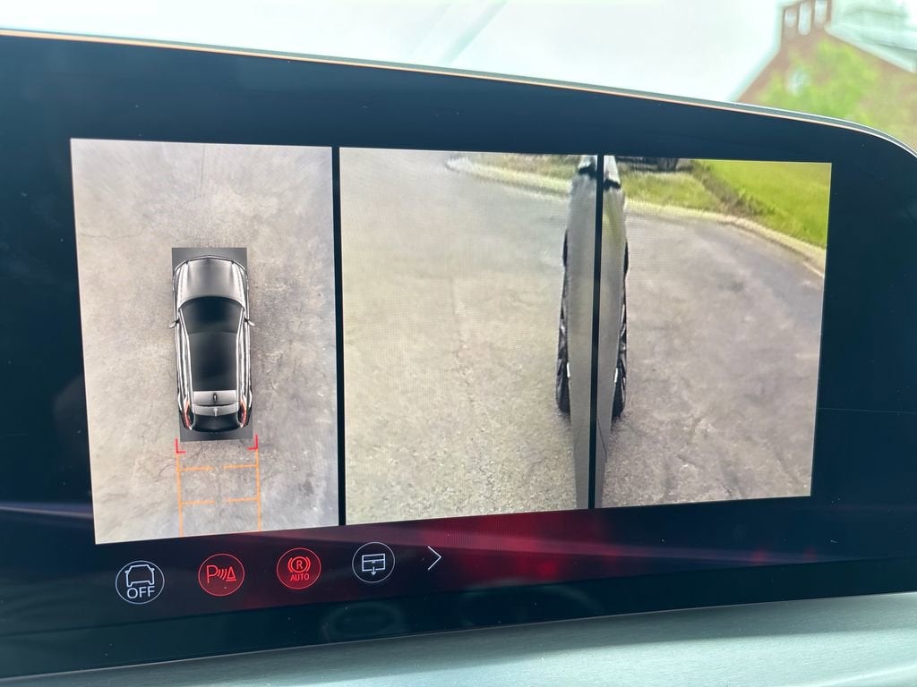 2026 Cadillac LYRIQ V-Series Premium