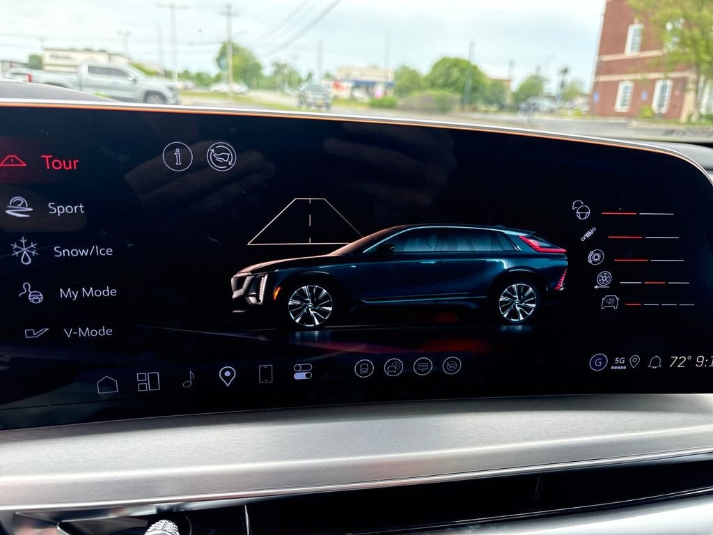 2026 Cadillac LYRIQ V-Series Premium