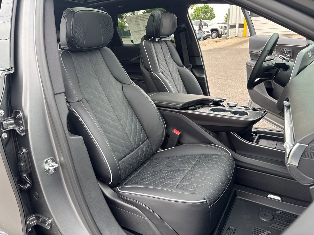 2026 Cadillac LYRIQ V-Series Premium