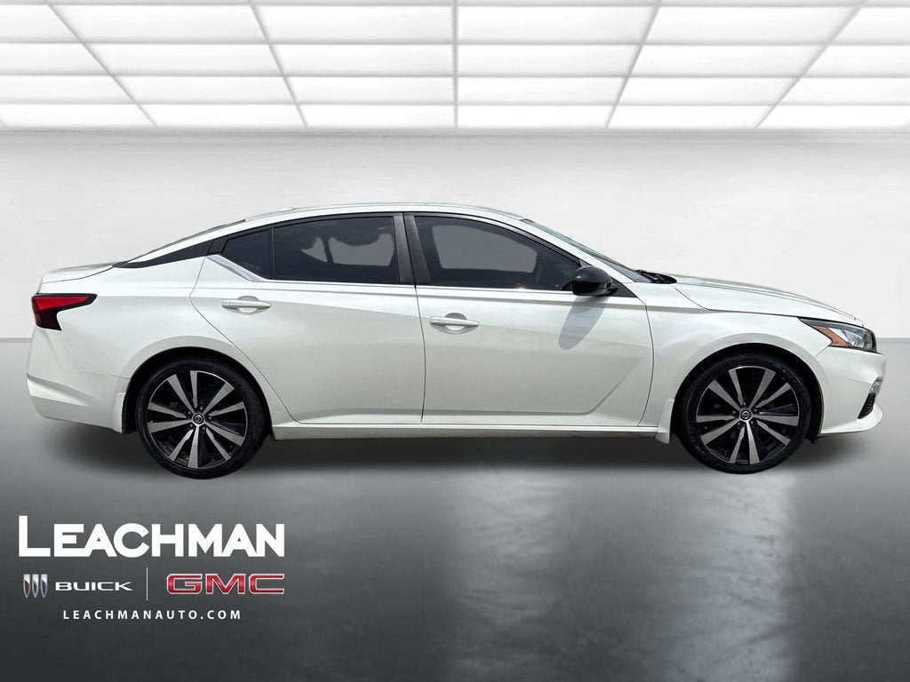 Used 2019 Nissan Altima SR with VIN 1N4BL4CV2KC185772 for sale in Bowling Green, KY
