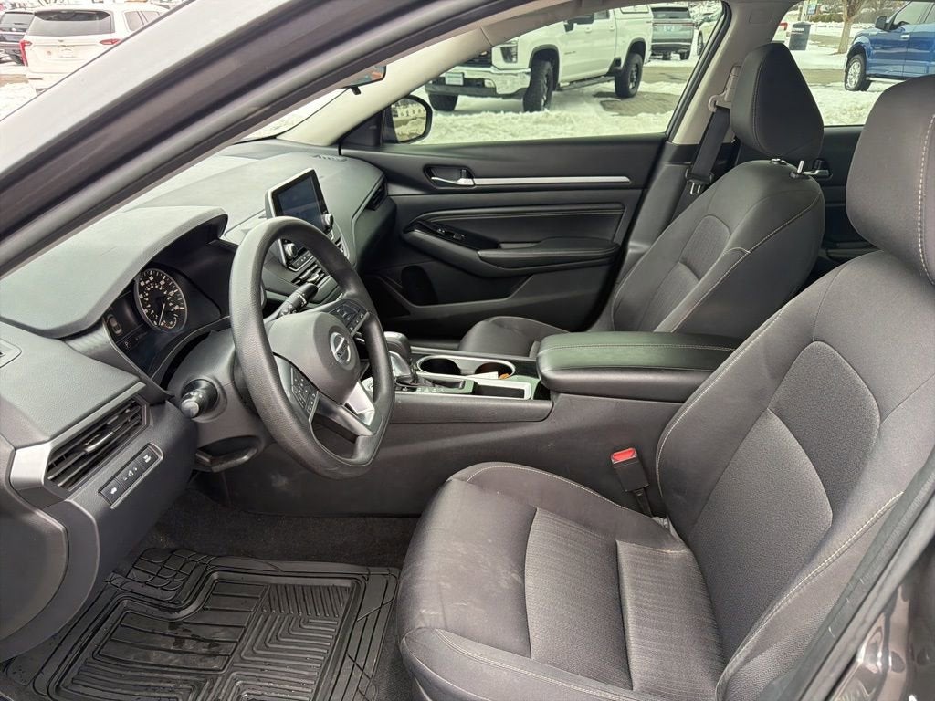 2021 Nissan Altima 2.5 SV