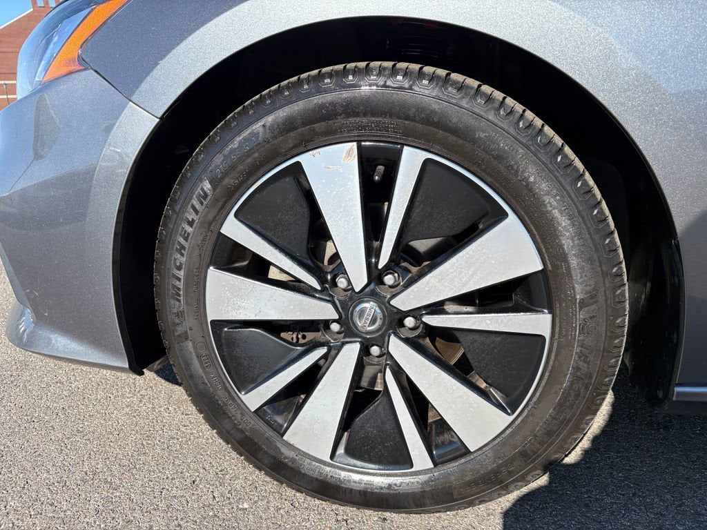 2021 Nissan Altima 2.5 SV